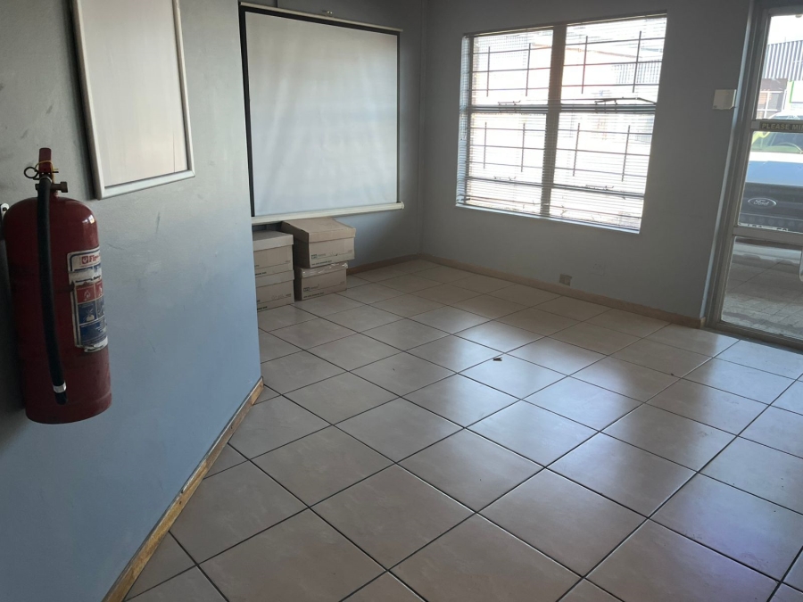 To Let commercial Property for Rent in Oos Einde Free State